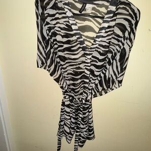 Divided Monochrome Animal Print Blouse